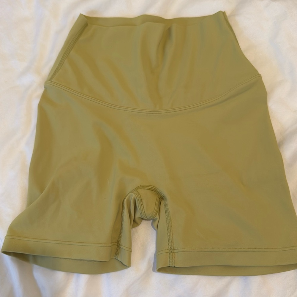 Stone biker shorts